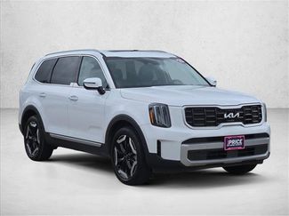Used 2025 Kia Telluride S FWD video 3