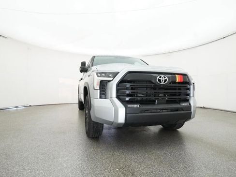 New 2026 Toyota Tundra SR5 AWD/4WD image 30
