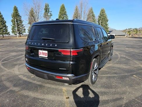 Used 2022 Jeep Wagoneer Series II w/ Premium Group I image 6