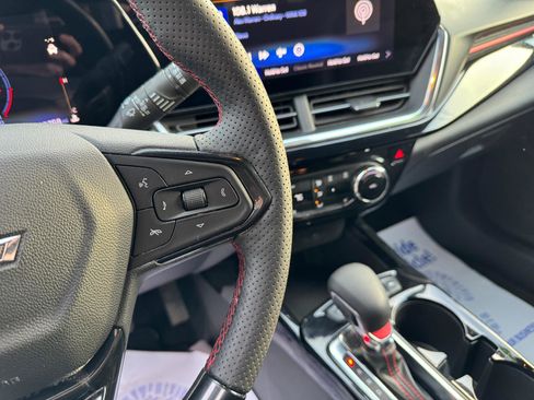 Used 2024 Chevrolet Trax RS w/ Driver Confidence Package image 24