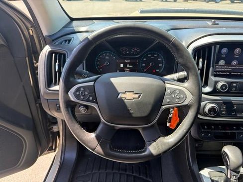 Used 2022 Chevrolet Colorado ZR2 AWD/4WD image 2