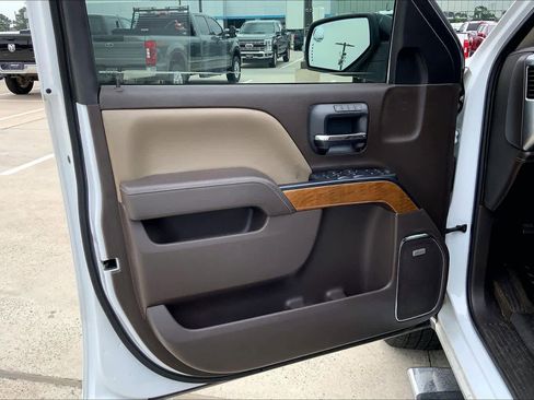 Used 2016 Chevrolet Silverado 1500 LTZ w/ Texas Edition RWD image 21