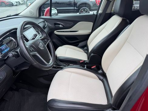 Used 2019 Buick Encore Preferred FWD image 19