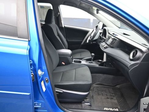 Used 2017 Toyota RAV4 LE w/ All Weather Liner Package AWD/4WD image 9