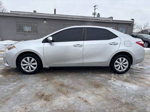 Used 2016 Toyota Corolla LE image 4
