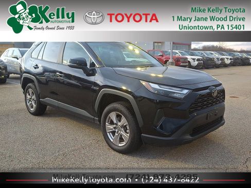 Used 2023 Toyota RAV4 XLE image 1