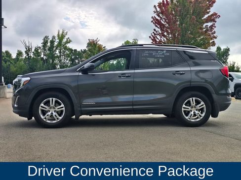 Used 2018 GMC Terrain SLE w/ Driver Convenience Package FWD image 4