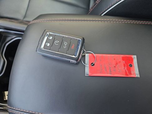 Used 2024 Jeep Grand Cherokee Summit image 31