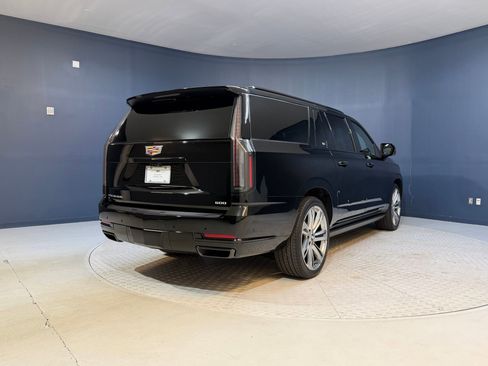 New 2026 Cadillac Escalade ESV Platinum Sport AWD/4WD image 8