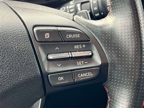 Used 2018 Hyundai Elantra GT Sport image 25