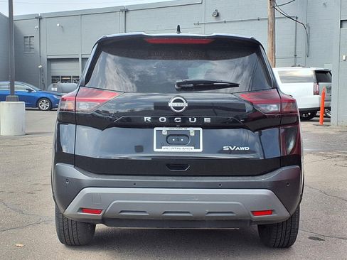 Used 2023 Nissan Rogue SV image 19