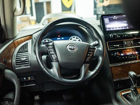 Used 2024 Nissan Armada SL AWD/4WD image 17