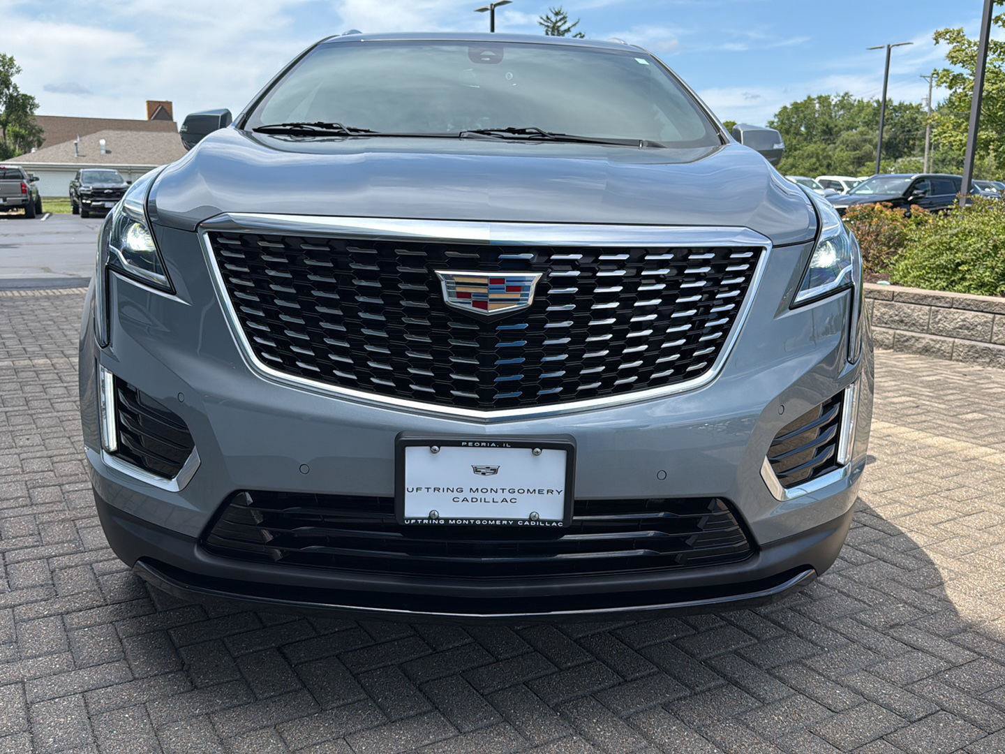 Certified 2024 Cadillac XT5 Luxury FWD image 8
