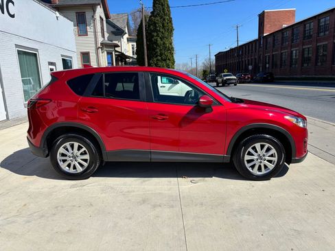 Used 2016 MAZDA CX-5 Touring image 5