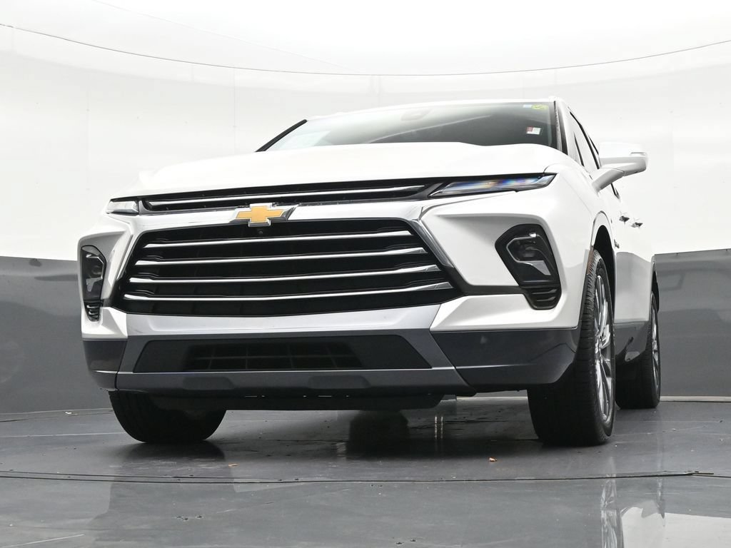 Used 2023 Chevrolet Blazer Premier w/ Driver Confidence II Package FWD image 30