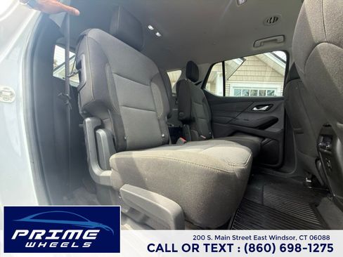 Used 2018 Chevrolet Traverse LT AWD/4WD image 18