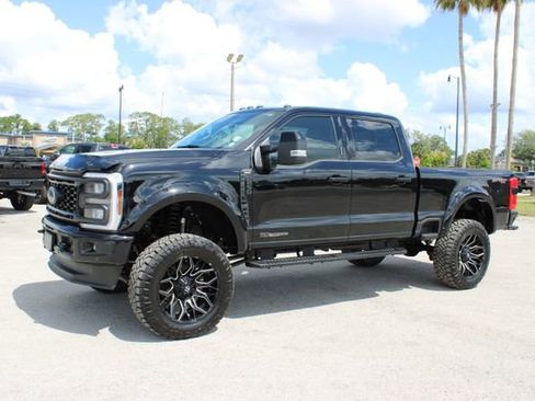 Used 2024 Ford F250 Lariat w/ Lariat Ultimate Package AWD/4WD image 5