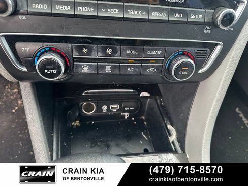 Used 2017 Kia Optima EX FWD image 23