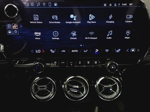 New 2025 Chevrolet Blazer EV LT image 12