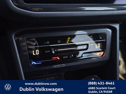 Certified 2022 Volkswagen Tiguan SE R-Line image 19