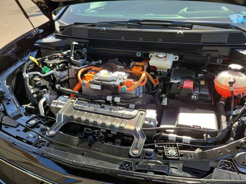 New 2026 Chevrolet Equinox EV RS w/ Active Safety Package 3 AWD/4WD image 17