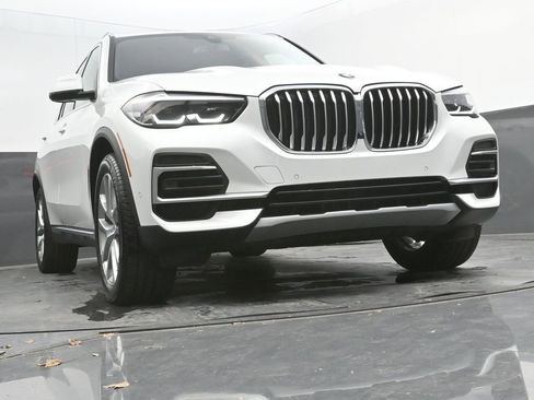 Certified 2022 BMW X5 sDrive40i w/ Premium Package image 35