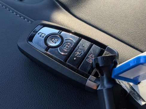 New 2025 Ford Expedition Platinum w/ Stealth Performance Package image 34