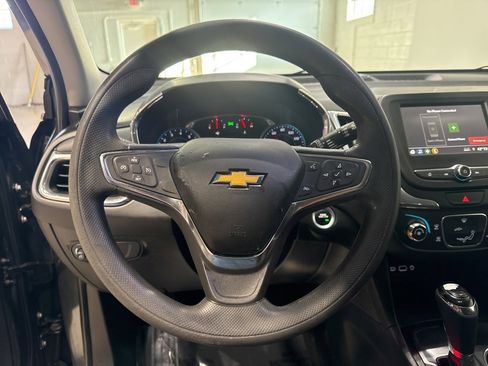 Used 2019 Chevrolet Equinox LT image 10
