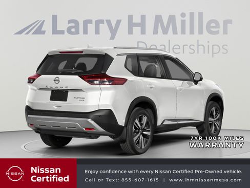 Used 2023 Nissan Rogue Platinum w/ Platinum Premium Package FWD image 2