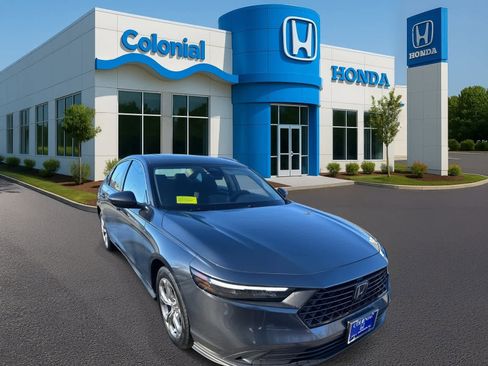 Used 2024 Honda Accord EX image 9