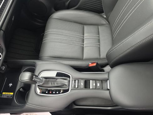 Used 2025 Honda HR-V EX-L image 22
