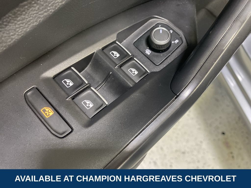 Used 2025 Volkswagen Jetta S FWD image 31