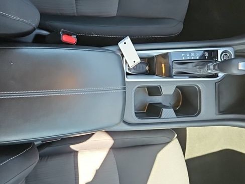 Used 2024 Nissan Sentra SV FWD image 30