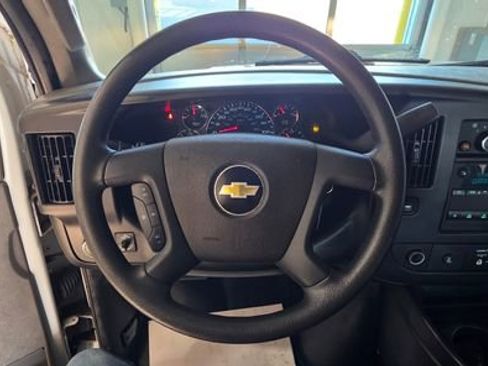 Used 2021 Chevrolet Express 2500 w/ Driver Convenience Package image 14