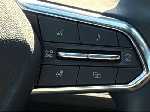 Used 2025 Chevrolet Equinox LT FWD image 21