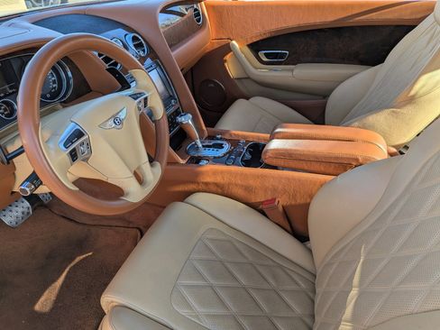 Used 2012 Bentley Continental GT image 22