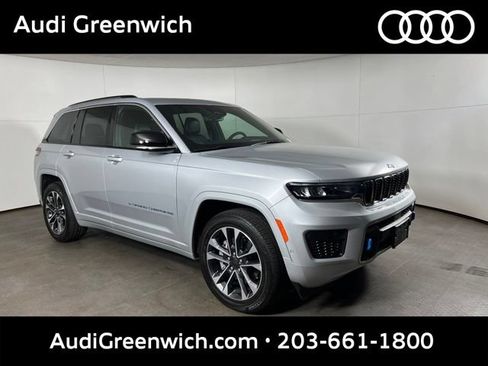 Used 2024 Jeep Grand Cherokee Overland w/ Trailer Tow Package AWD/4WD image 1