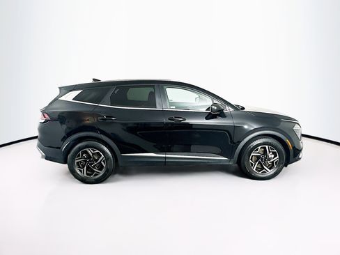 Used 2025 Kia Sportage LX FWD image 10