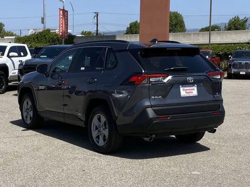 Certified 2025 Toyota RAV4 LE image 40