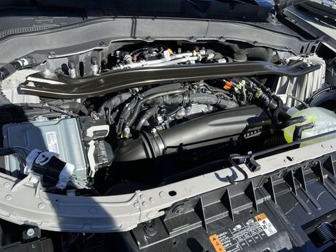 New 2026 Ford Explorer ST-Line w/ ST-Line Street Pack image 28