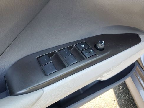 Used 2023 Toyota Camry LE image 11