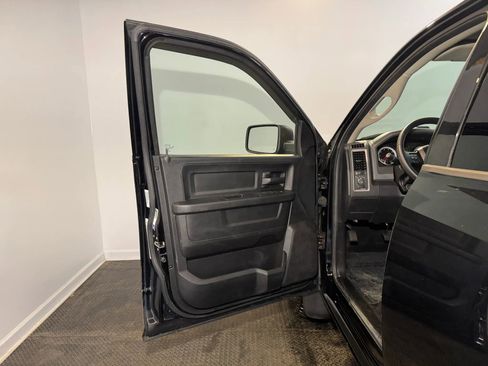 Used 2014 RAM 1500 Express w/ Black Ram 1500 Express Group AWD/4WD image 6