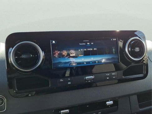New 2025 Mercedes-Benz Sprinter 2500 image 29