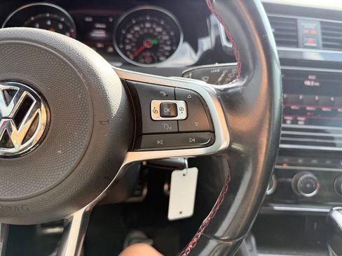 Used 2018 Volkswagen GTI S FWD image 13