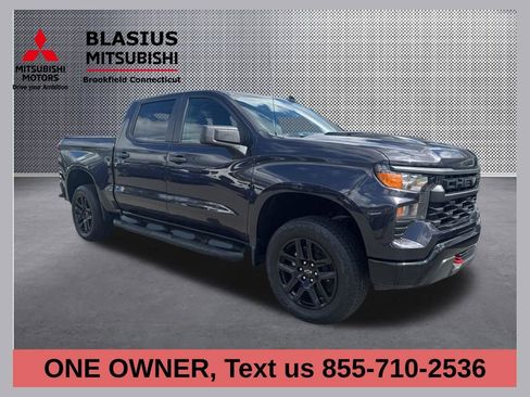 Used 2024 Chevrolet Silverado 1500 Custom Trail Boss w/ LPO, Dark Essentials Package image 1