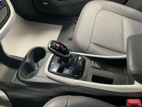 Used 2020 Chevrolet Bolt Premier w/ Infotainment Package image 14