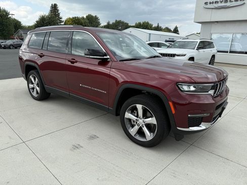 Used 2022 Jeep Grand Cherokee L Limited image 1