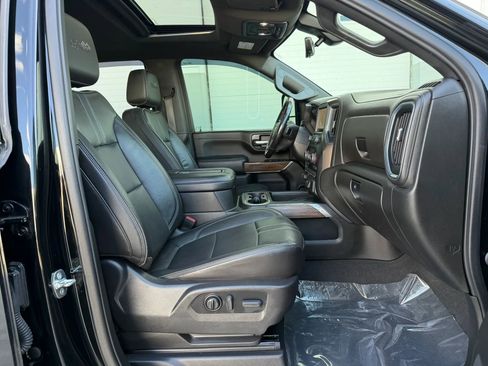 Used 2022 Chevrolet Silverado 3500 High Country AWD/4WD image 13