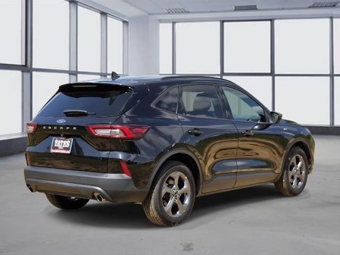 Used 2025 Ford Escape ST-Line FWD image 5