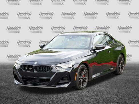 Used 2024 BMW 230i Coupe w/ Premium Package RWD image 5